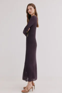Ada. Vestido calado