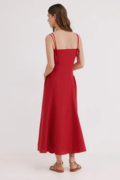 Ailin. Vestido midi rojo
