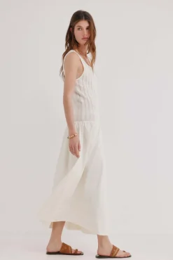Alba. Vestido de punto combinado