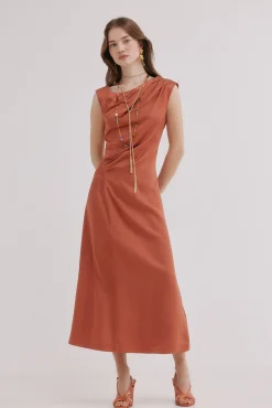 Alessia. Vestido midi satinado