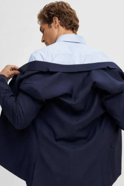 Americana de traje Slim Fit confeccionada con materiales reciclados
