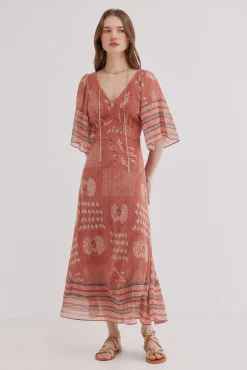 Ana. Vestido midi fluído