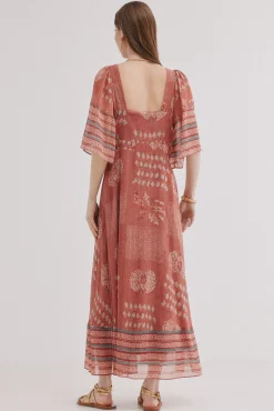 Ana. Vestido midi fluído