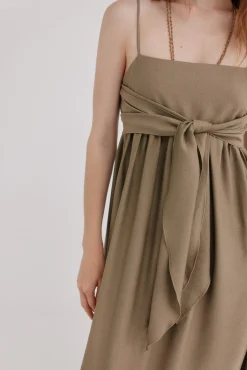 Asunción. Vestido lazada