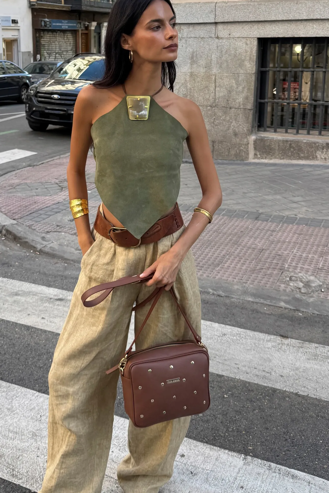 Bandolera Charlotte piel y tachas