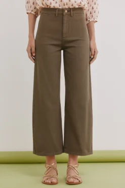 Belle. Jeans tiro alto