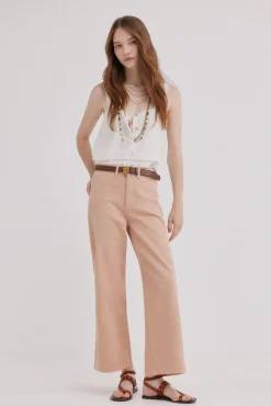 Belle. Jeans tiro alto