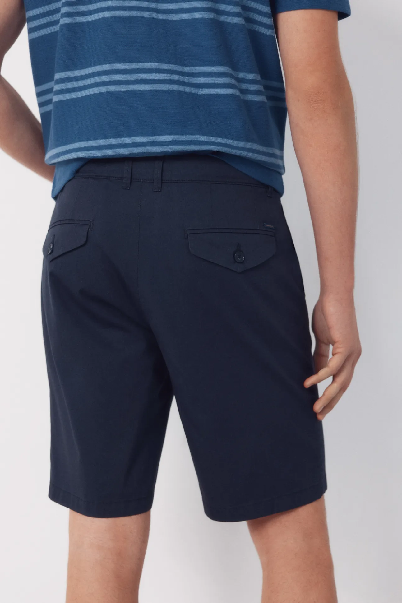Bermuda chino estampada ligera