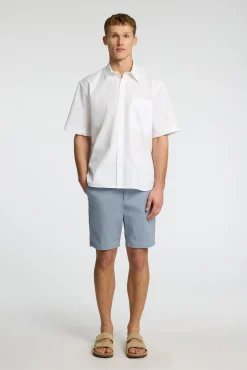 Bermuda tipo chino