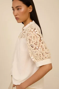 Blusa con crochet