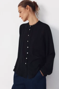 Blusa cuello redondo