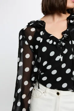 Blusa de gasa con cuello lazado