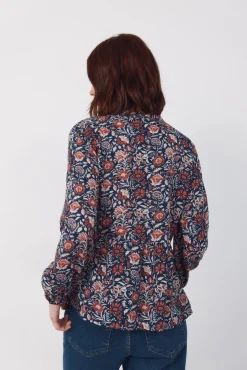 Blusa mao acolchada