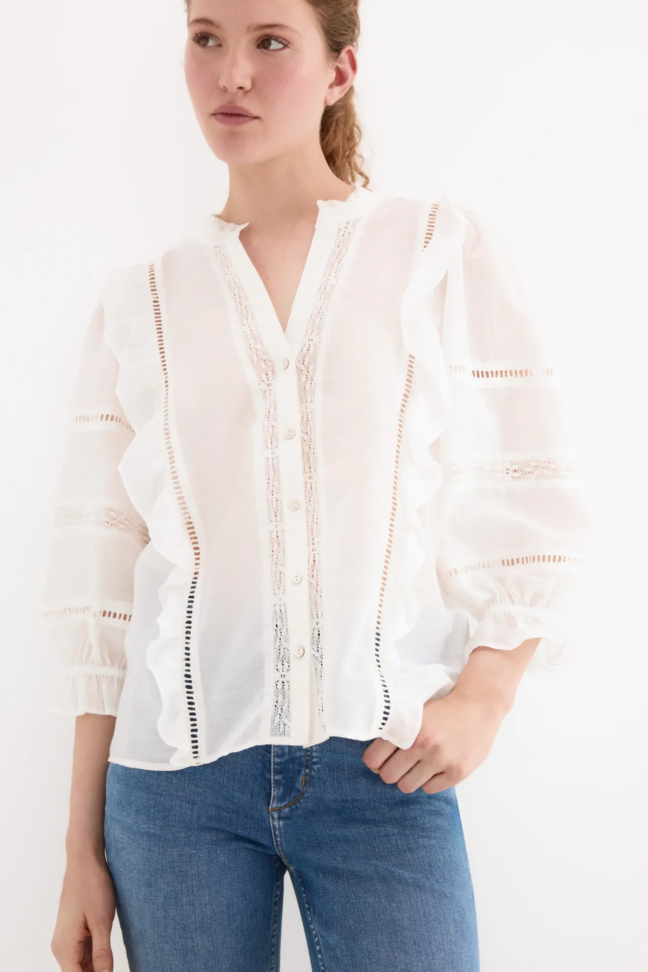 Blusa romántica volantes