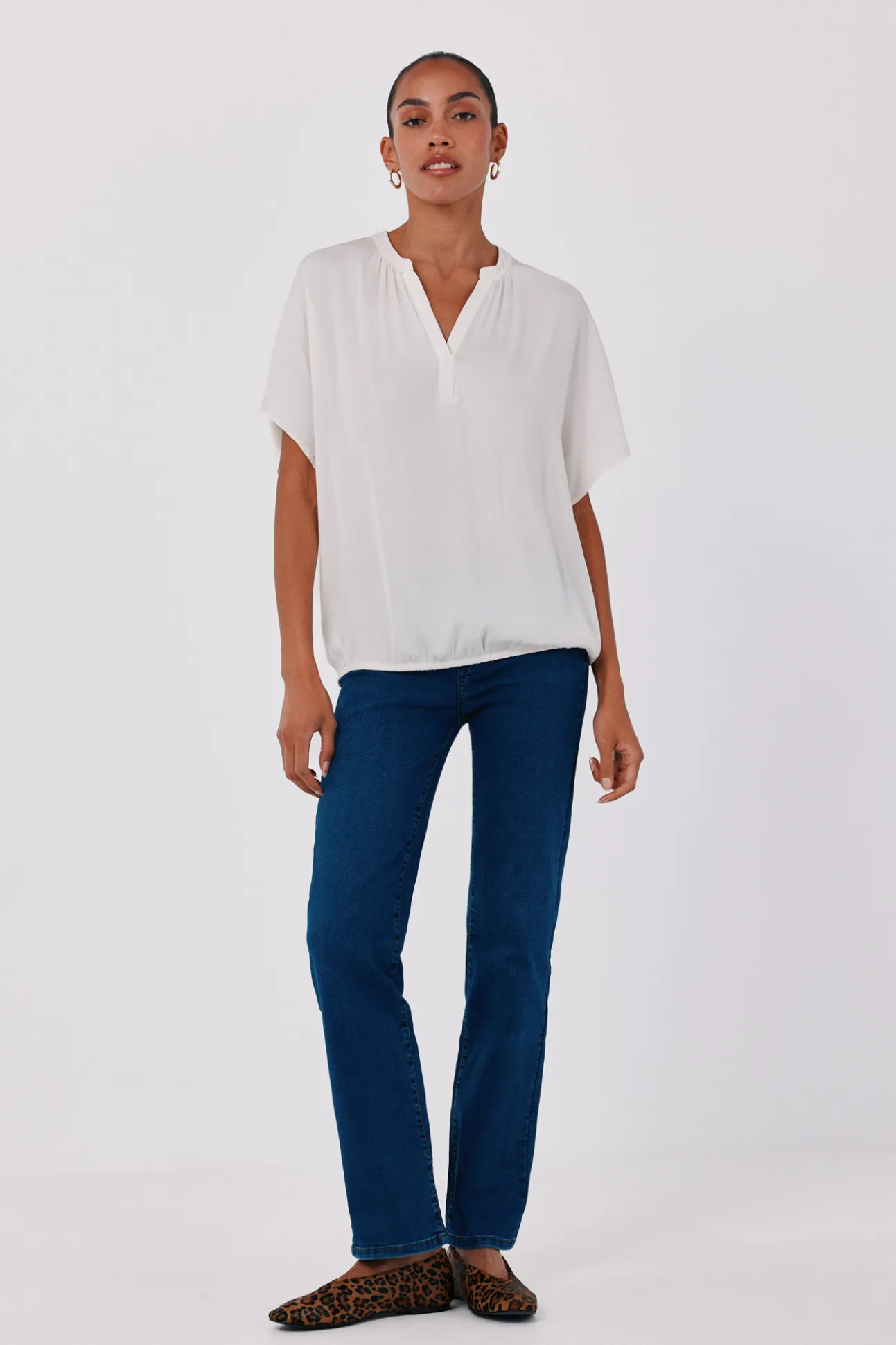 Blusa satinada manga corta