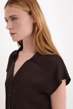 Blusa satén manga corta