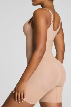 Body-pantalón moldeador escote
