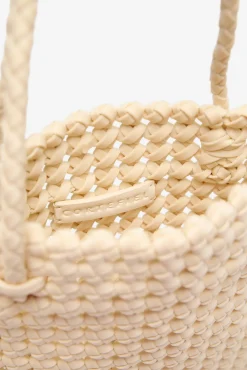 Bolso de mano trenzado tejido