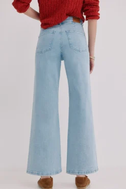 Bárbara. Vaqueros wide leg