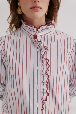Camila. Blusa romántica