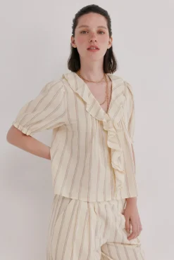 Camille. Blusa bordada