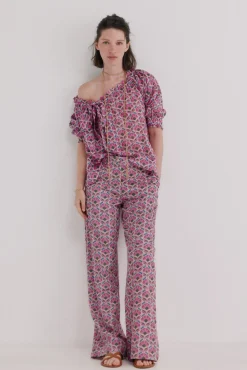 Camille. Blusa floral