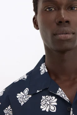 Camisa estampada manga corta