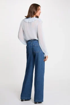 Camisa fluida con cuello en v