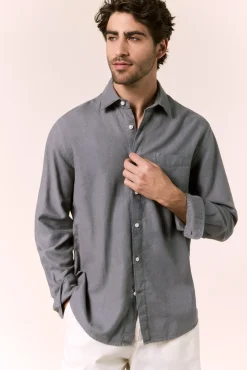 Camisa lisa fluida
