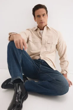 Camisa lisa twill bolsillos