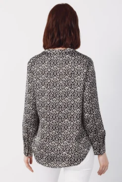 Camisa mao satinada estampada