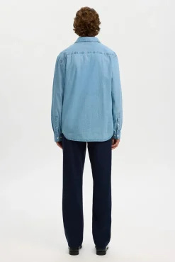 Camisa vaquera ligera 100% algodón orgánico.
