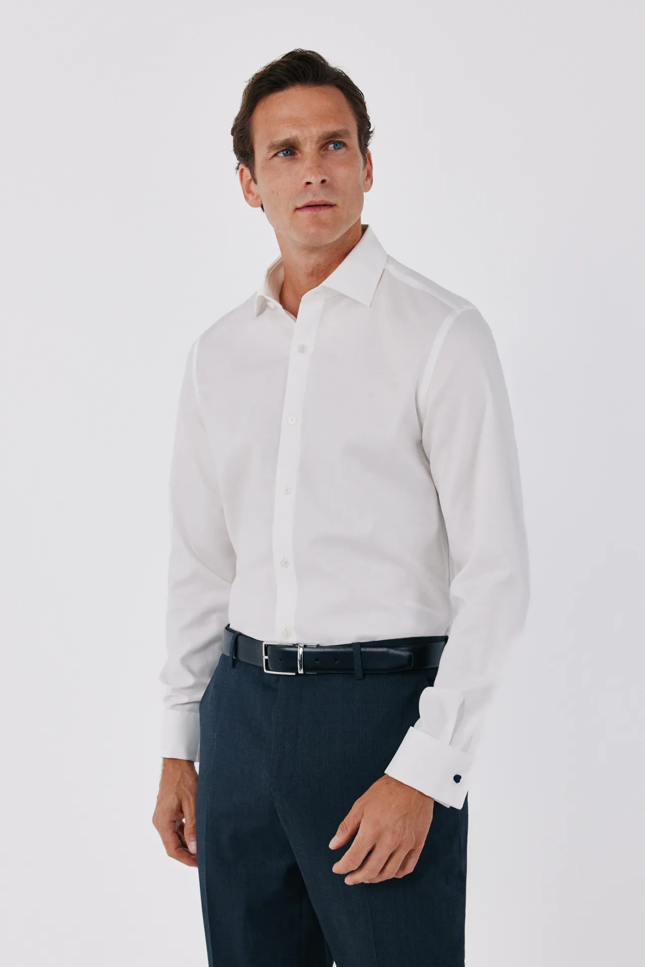 Camisa vestir lisa fácil plancha puño gemelos