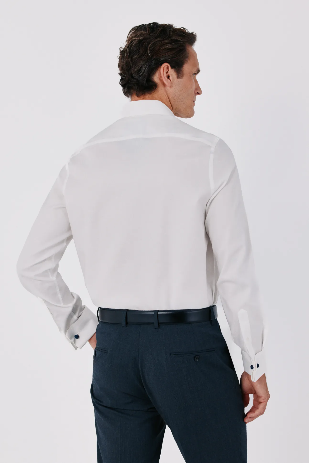 Camisa vestir lisa fácil plancha puño gemelos