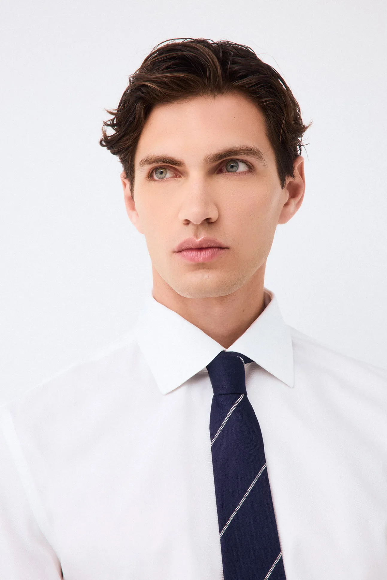 Camisa vestir lisa non iron + antimanchas puño gemelo