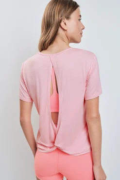 Camiseta apertura espalda rosa