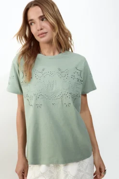 Camiseta bordado