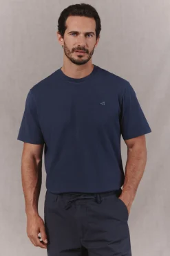Camiseta básica lavada con bordado avión