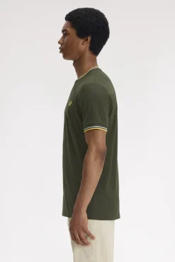 Camiseta con ribete con dos franjas
