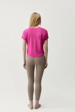 Camiseta deportiva Azami rosa fucsia