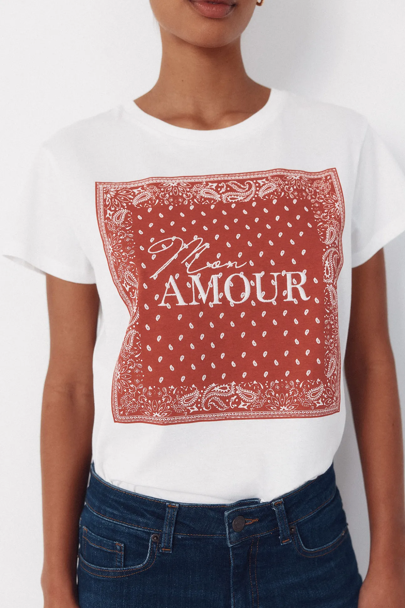 Camiseta estampado posicional
