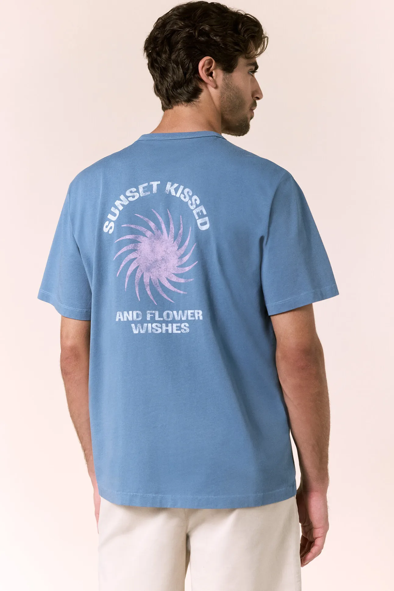 Camiseta gráfica lavada