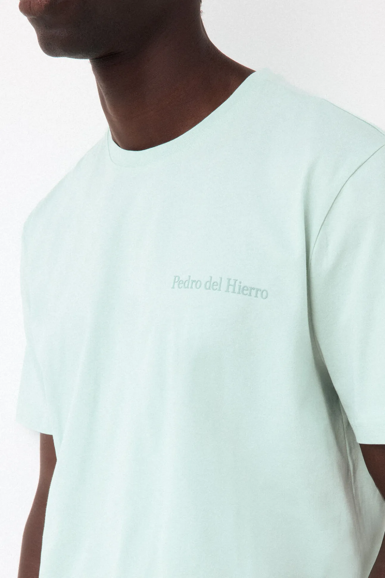 Camiseta logo pequeño