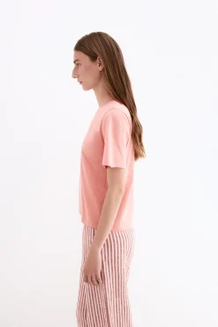 Camiseta manga corta con estampado frontal