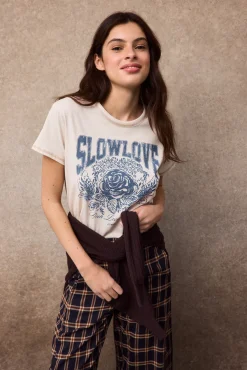 Camiseta rosa SlowLove