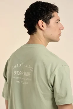 Camiseta texto oversize