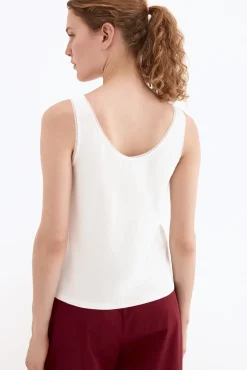 Camiseta tirantes escote v