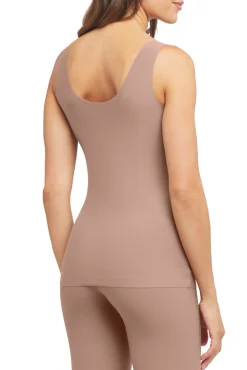 Camiseta tirantes moldeadora invisible