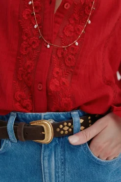 Caridad. Blusa romántica