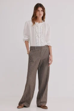 Caridad. Blusa romántica